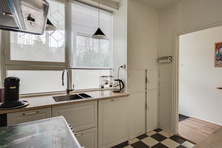 Foto 15 van Luitenant Generaal van Heutszlaan 16