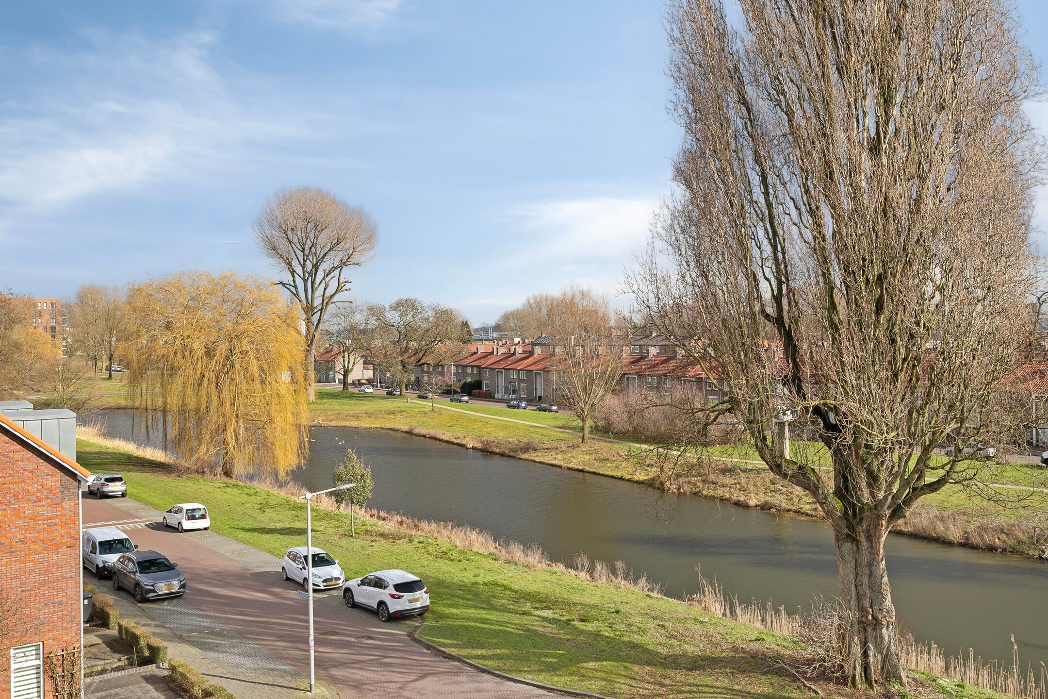 Foto 24 van Huissensestraat 143-4