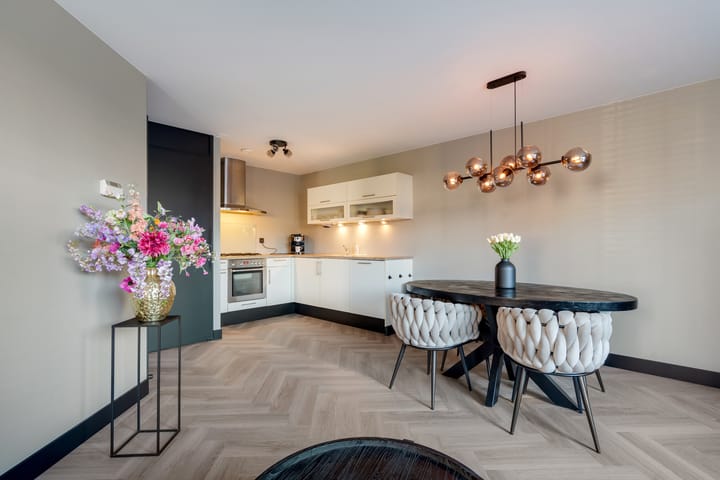 Foto 10 van Zevenblad 80