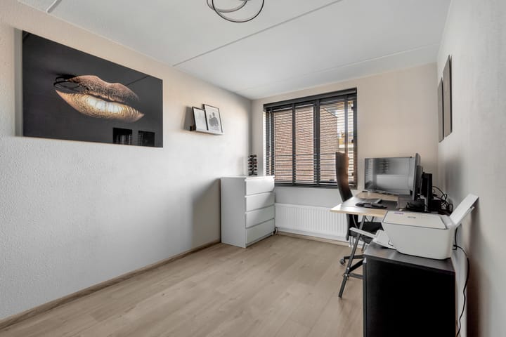 Foto 24 van Zevenblad 80