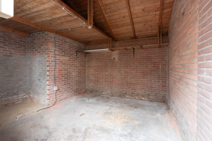 Foto 34 van Schoutenstraat 93