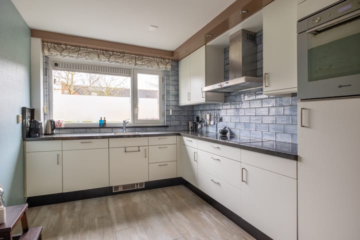 Foto 12 van Herman Heijermanshove 33