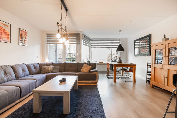 Photo 11 of Dorpsstraat 9-3