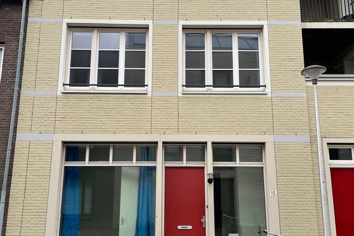 Hoogstraat 15