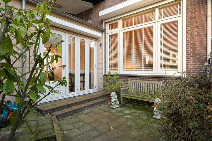 Foto 16 van Koningin Emmakade 199