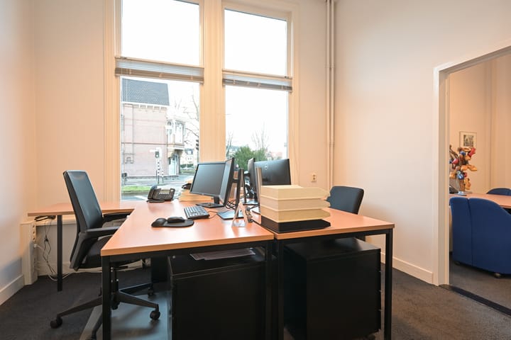 Foto 17 van Koningin Emmakade 199