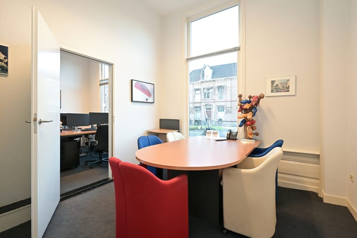 Foto 19 van Koningin Emmakade 199