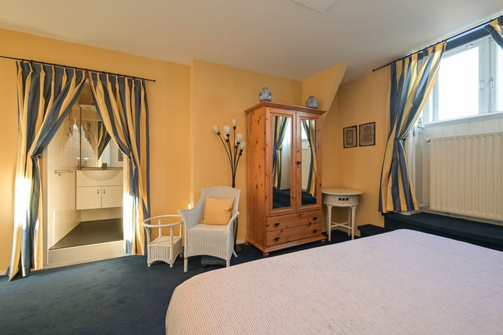 Foto 52 van Koningin Emmakade 199