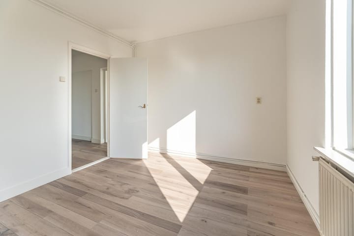 Foto 16 van Laarderweg 234-III