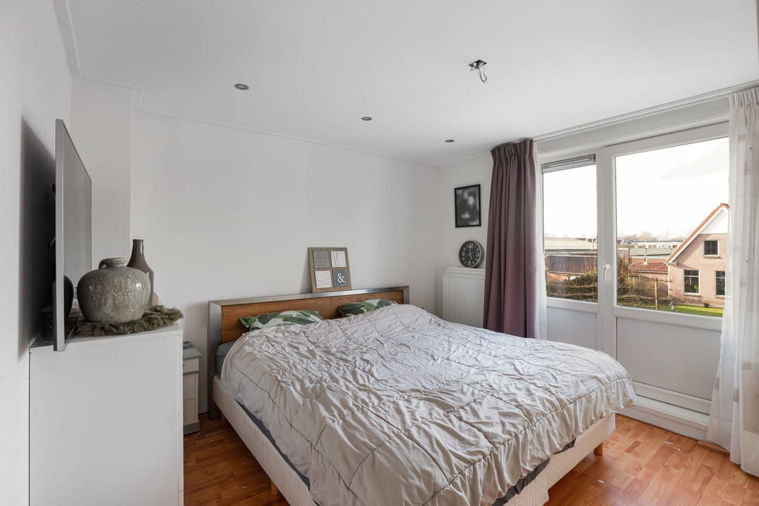 Foto 26 van Hoofdstraat Oost 44