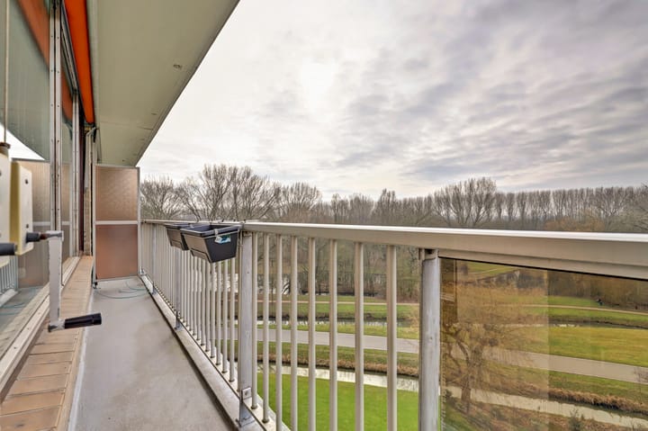 Foto 18 van Kloosplantsoen 345