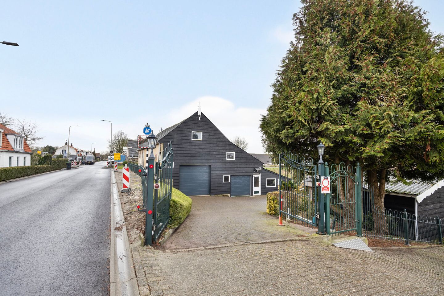 Photo 5 of Stationsweg 33