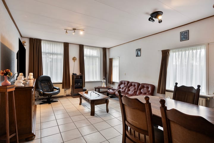 Foto 21 van Stationsweg 33