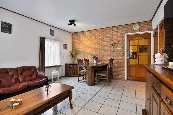 Foto 24 van Stationsweg 33