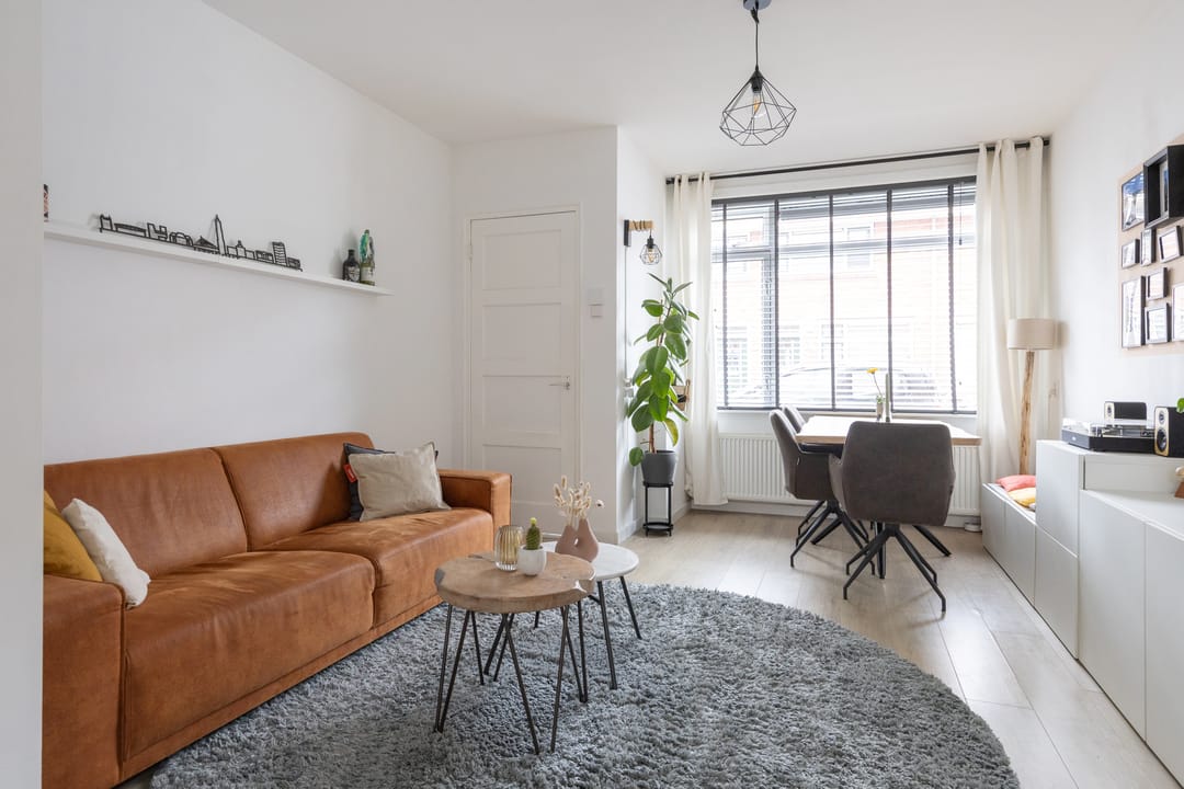 Foto 16 van De Bazelstraat 84