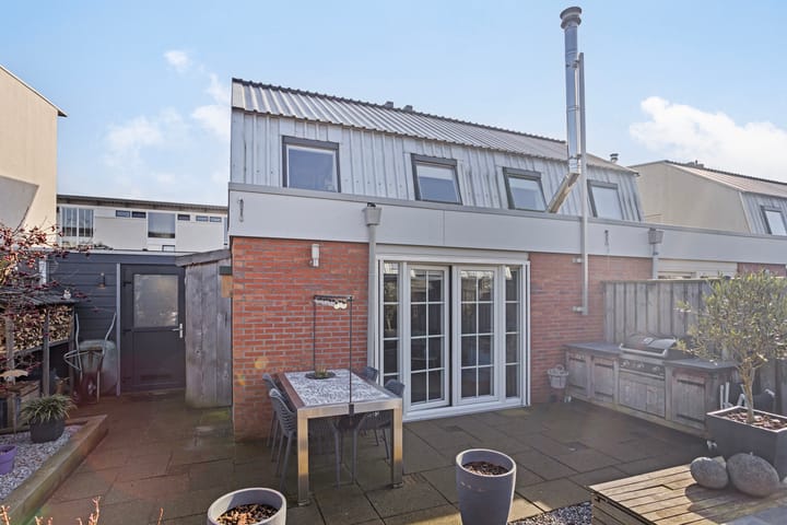 Foto 30 van Annette Versluysstraat 21