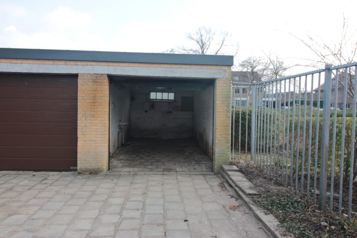 Photo 2 of Beiersestraat 15-H