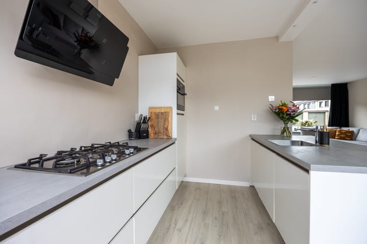 Foto 14 van Brederolaan 106