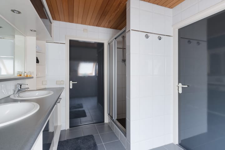 Photo 39 of Broekfinne 109