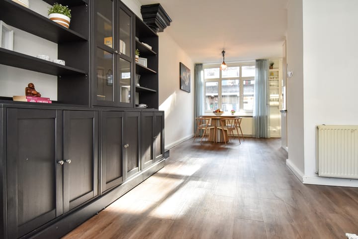 Foto 13 van Rhenenstraat 64