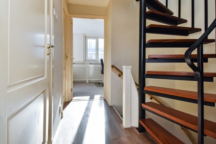 Foto 27 van Rhenenstraat 64