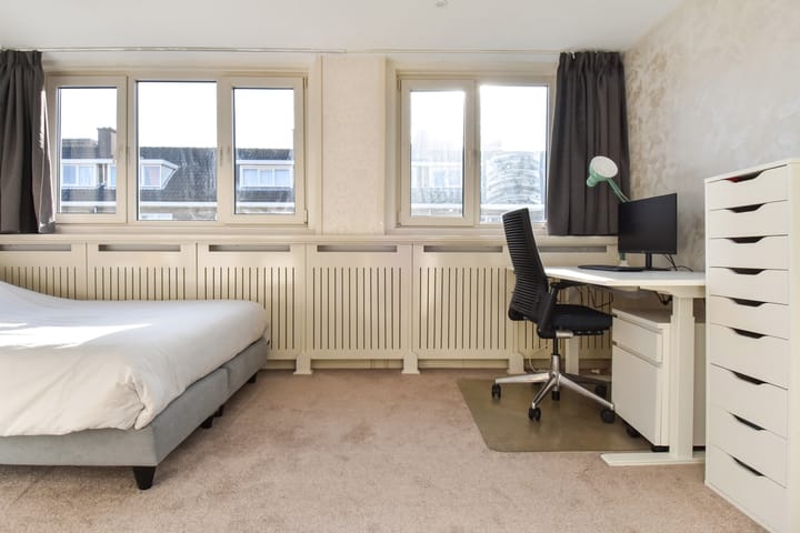 Foto 28 van Rhenenstraat 64