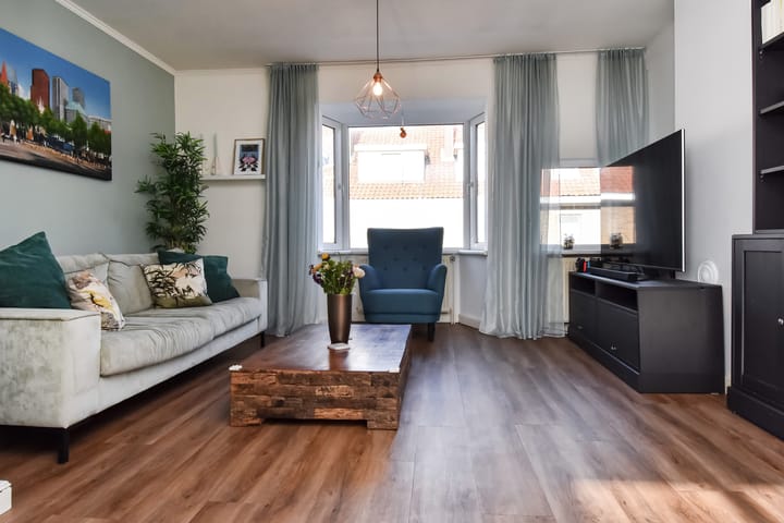 Foto 10 van Rhenenstraat 64