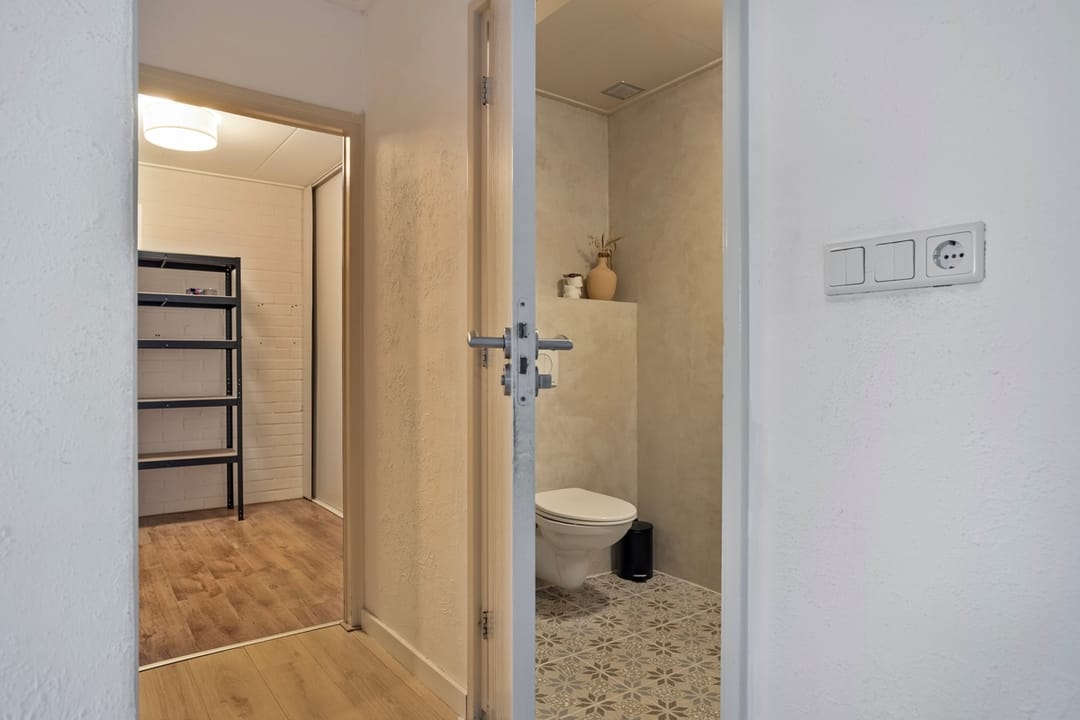 Photo 16 of Wilhelminastraat 37-A