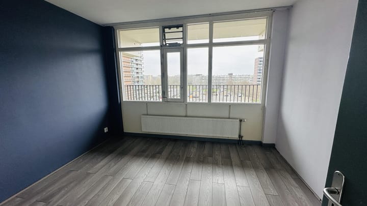 Photo 8 of Niels Bohrplaats 640