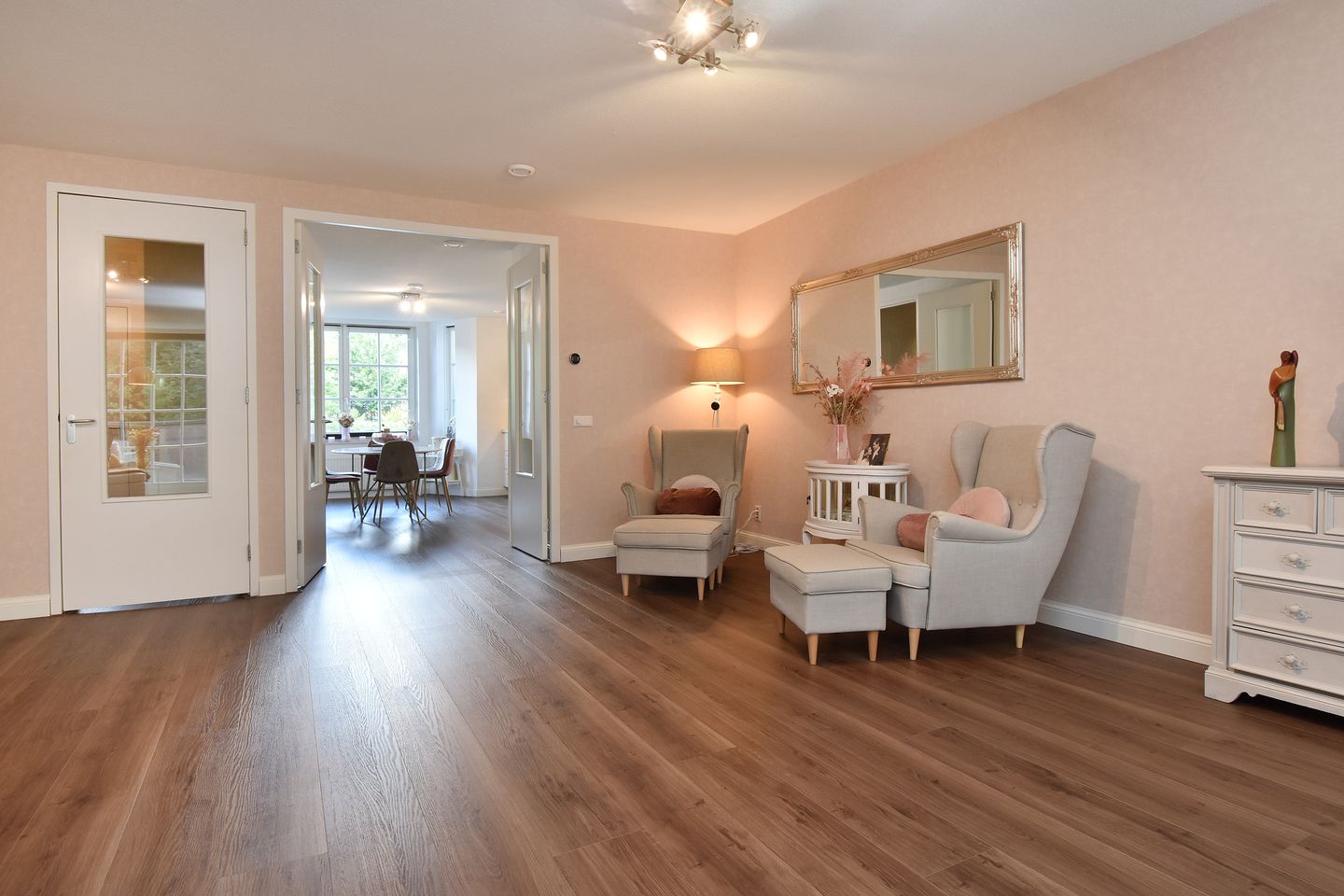 Foto 25 van Rijksstraatweg 751