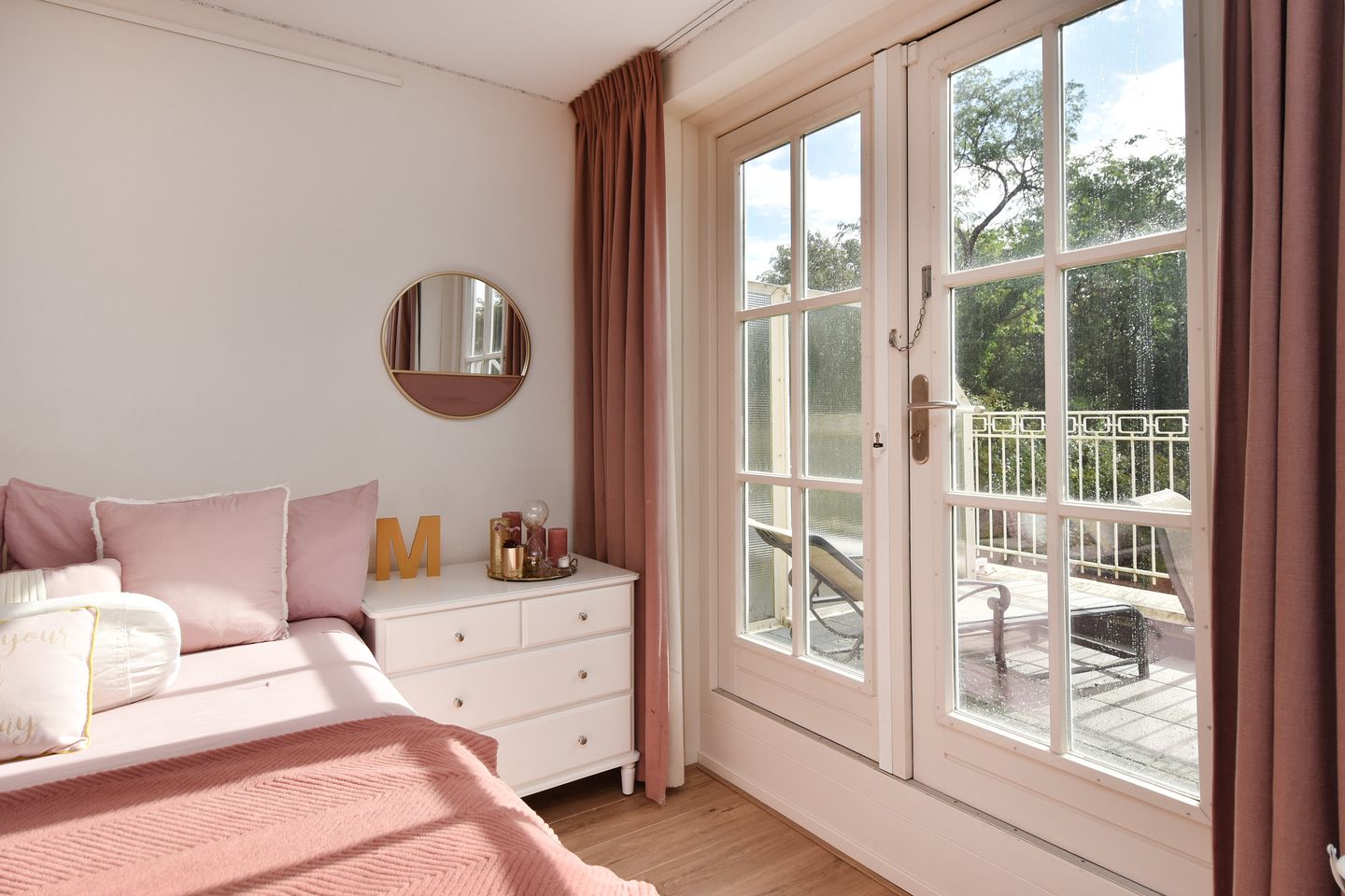 Foto 44 van Rijksstraatweg 751