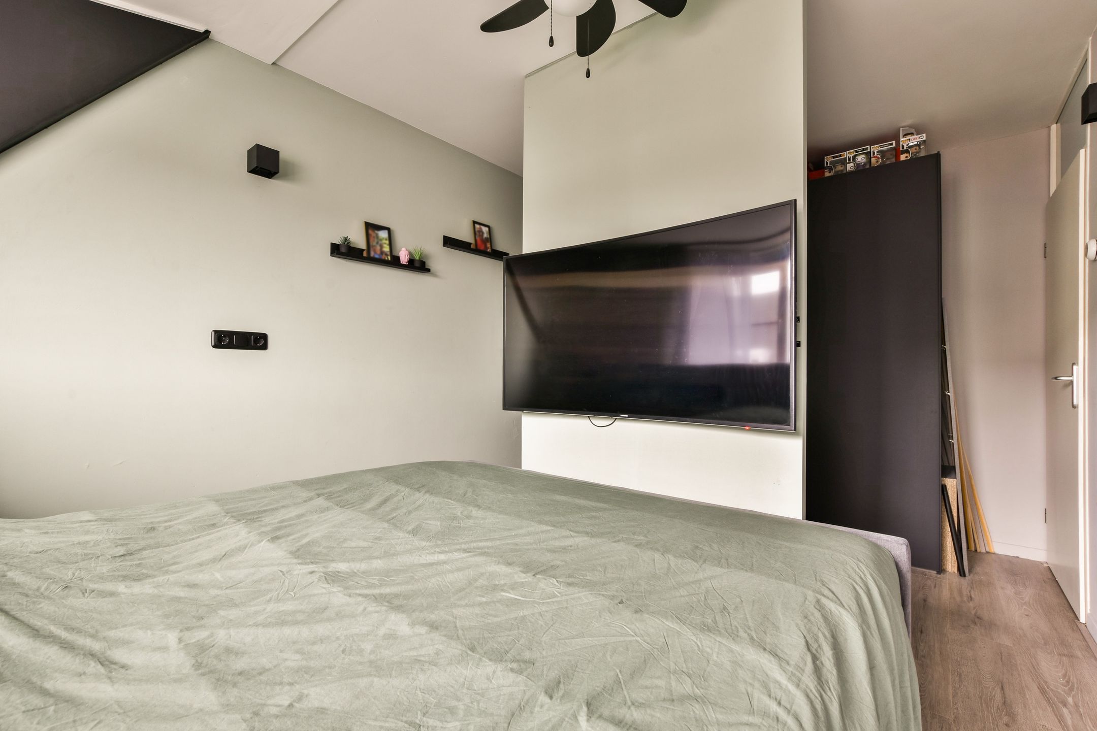 Photo 12 of Hendrik Hosstraat 115