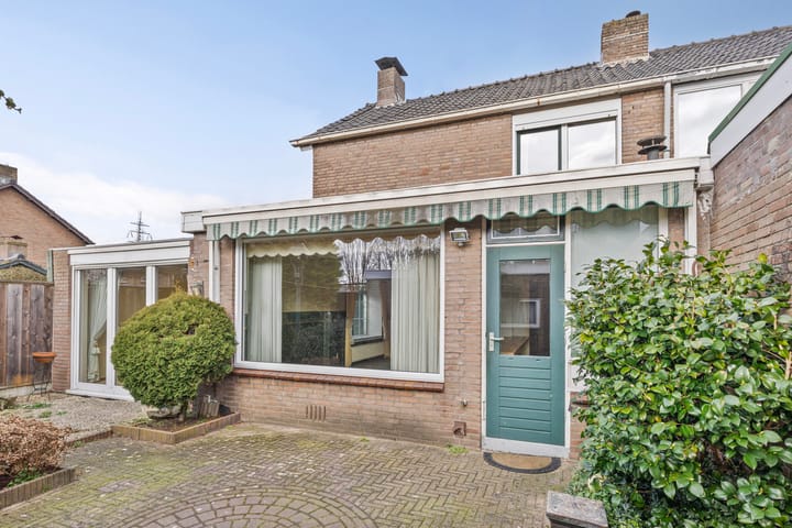 Foto 33 van Albert Meijeringstraat 49