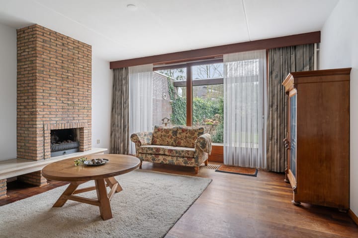 Photo 11 of Koperwiek 28