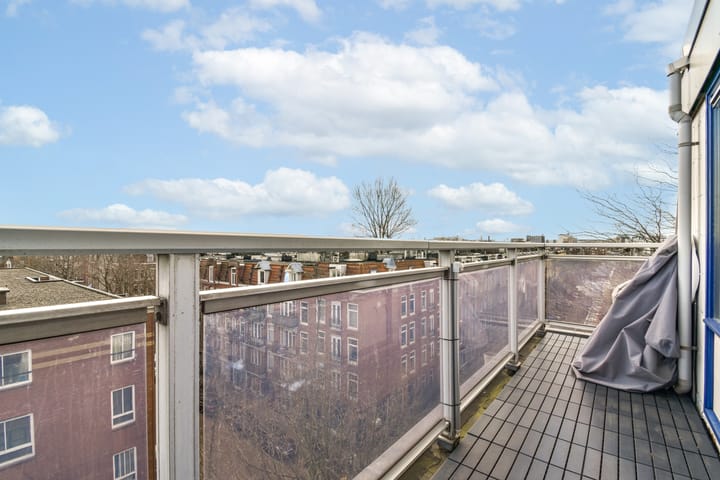 Foto 16 van Staringstraat 11-J