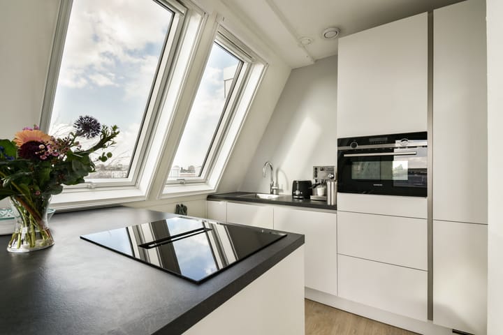 Foto 13 van Staringstraat 11-J