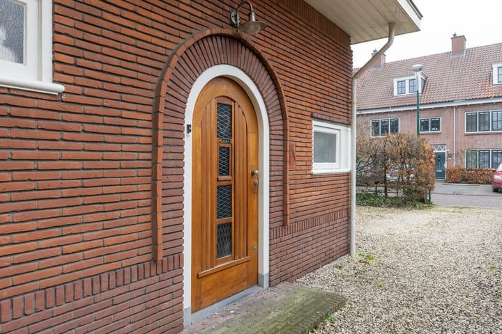 Photo 6 of Burgemeester Van Heemstrakwartier 229