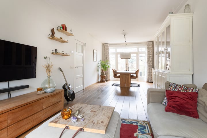 Photo 13 of Burgemeester Van Heemstrakwartier 229