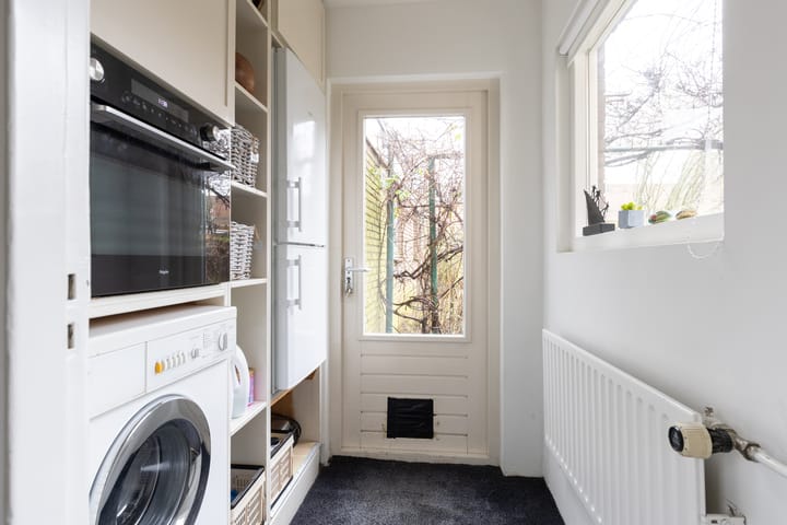 Photo 17 of Burgemeester Van Heemstrakwartier 229