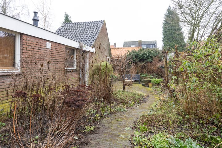 Photo 34 of Burgemeester Van Heemstrakwartier 229