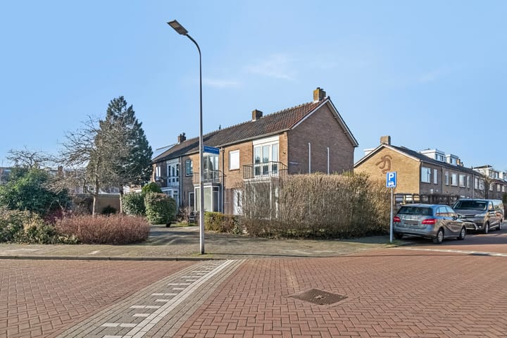 Foto 2 van Ten Harmsenstraat 33