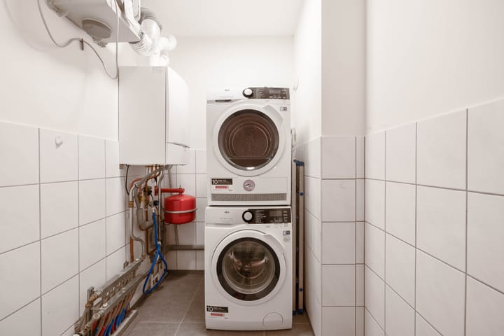 Photo 25 of Oever 53