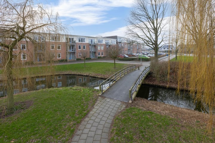 Photo 33 of Oever 53