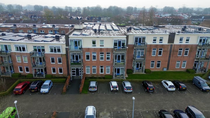 Photo 34 of Oever 53