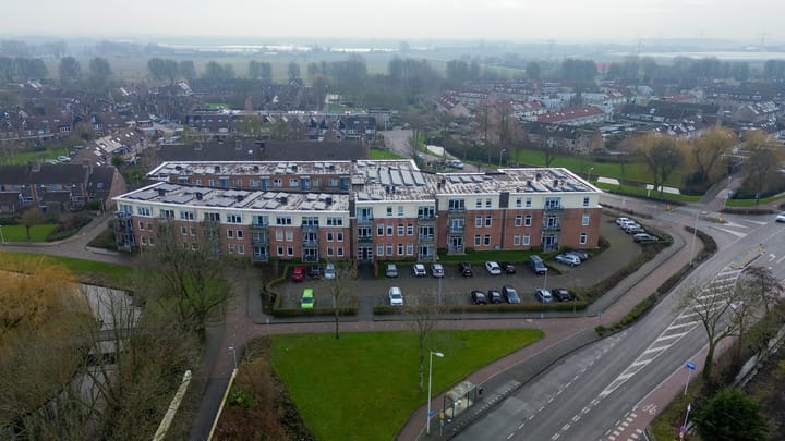 Photo 36 of Oever 53