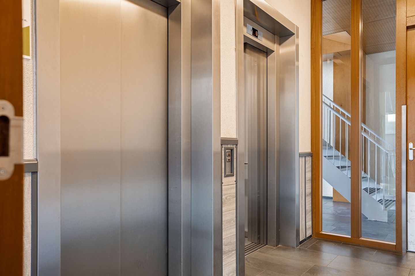 Foto 10 van Middenhaag 425