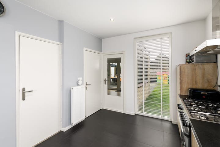 Foto 11 van Steenwijkerweg 35