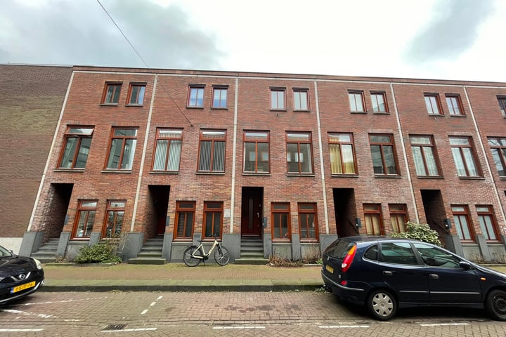 C.J.K. van Aalststraat 5
