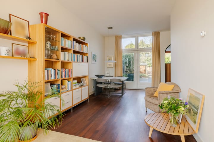 Foto 12 van Leidsevaart 560