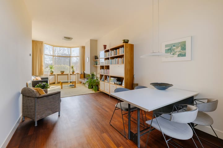 Foto 15 van Leidsevaart 560